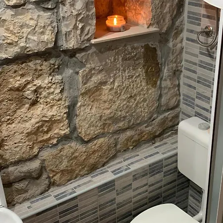 Dom wakacyjny 1 Bedroom Lovely In *