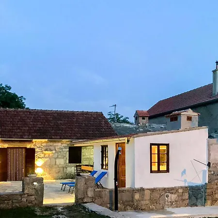 Дом отдыха 1 Bedroom Lovely In *