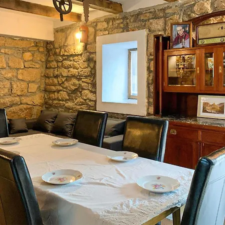 1 Bedroom Lovely In Medvida