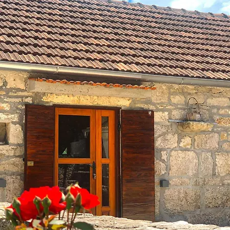 1 Bedroom Lovely In Vikendica Medvida